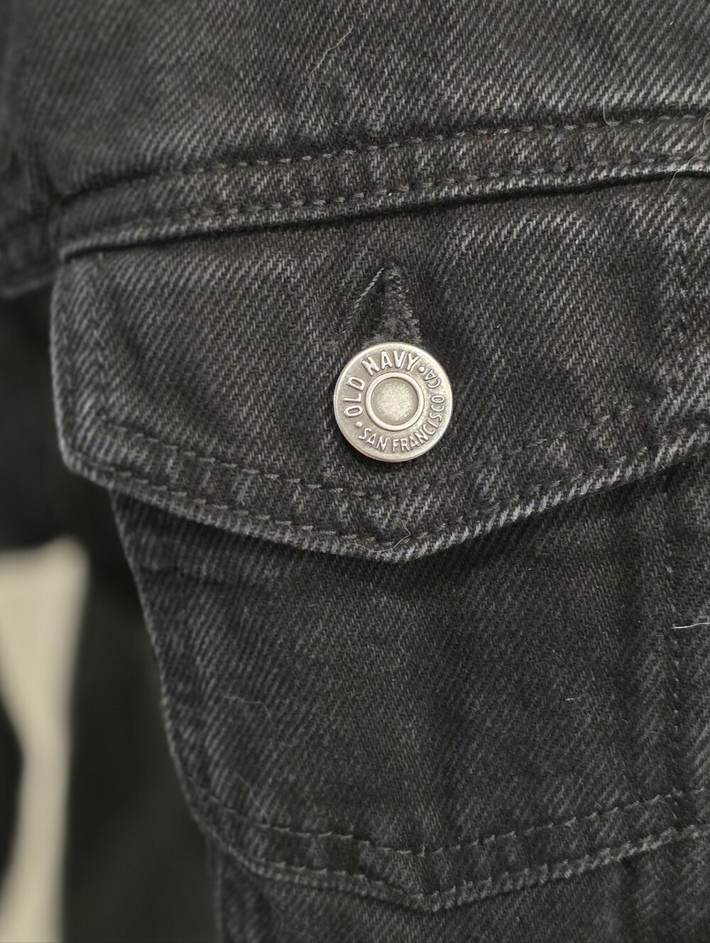 Old Navy Black Jean Jacket - Picture 4 of 6